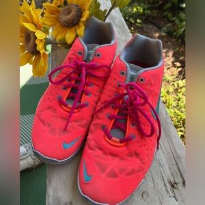 Nike Free TR Fit 3 Running Shoes Women's Size 10 Orange w/blue stitching
